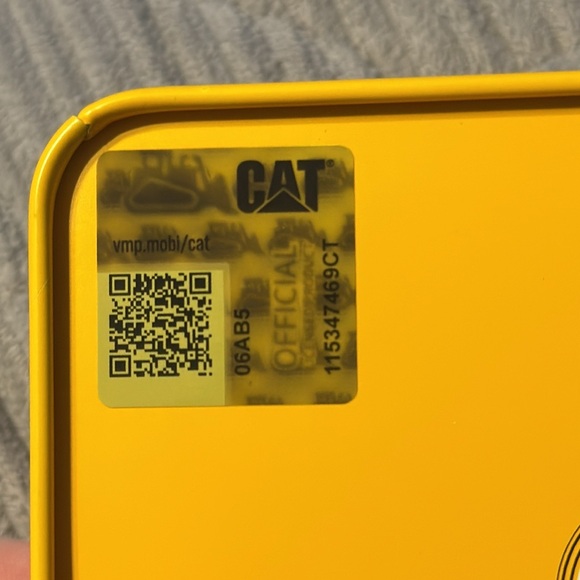 NWT CAT Men’s Wallet - Picture 11 of 11